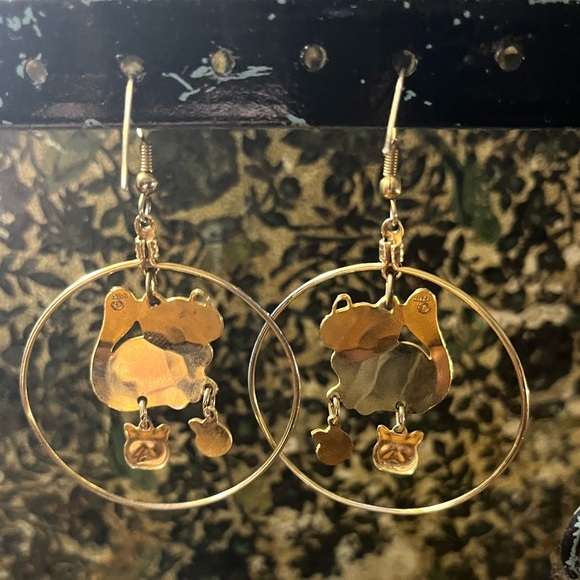Gold Kitty Hoop Dangle Earrings - Picture 4 of 4